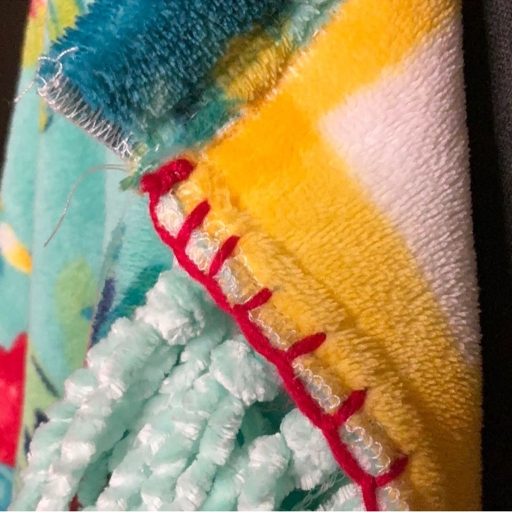 Pioneer Woman Upcycled Blanket Jacket Fringe Western - Picture 10 of 12